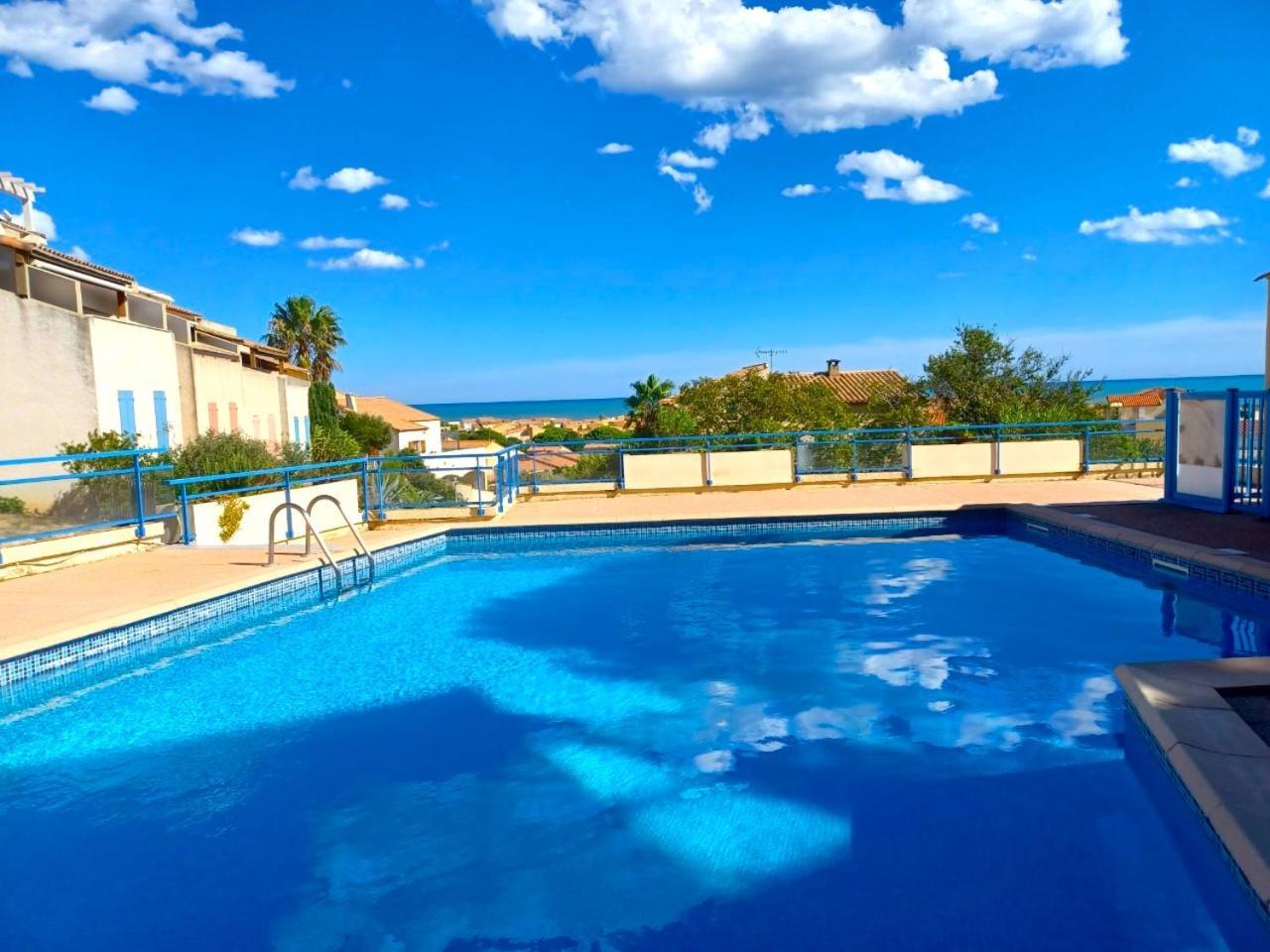 Plain-Pied Jardin 6 Personnes Clim Vue Mer Parking Wifi Terrasse Piscine Dans La Residence Saint-Pierre-la-Mer  Kültér fotó